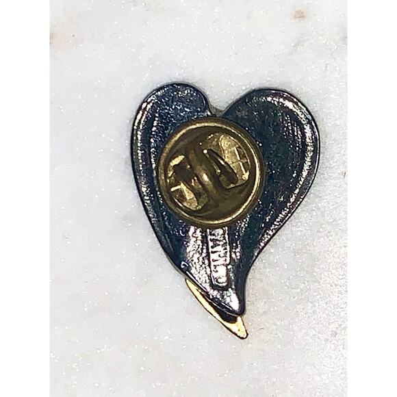 Vintage Gold Silver Tone Camco Guardian Angel Heart Lapel Pin - Picture 4 of 7